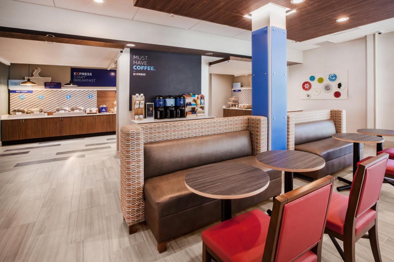 Holiday Inn Express & Suites - Vidalia By Ihg Bagian luar foto