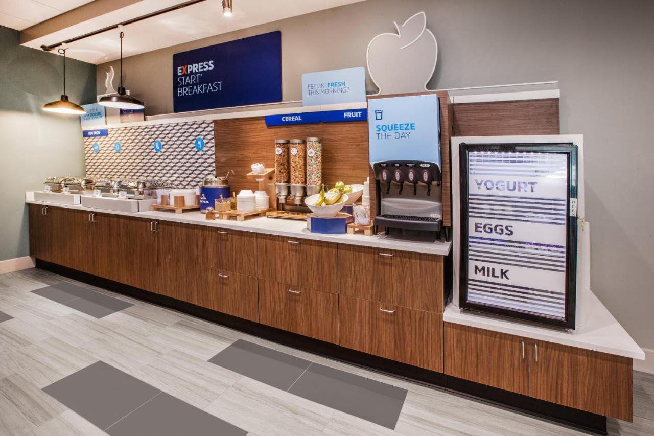 Holiday Inn Express & Suites - Vidalia By Ihg Bagian luar foto