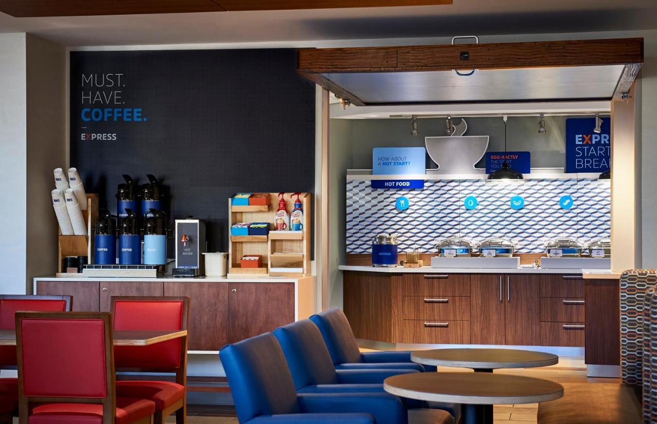 Holiday Inn Express & Suites - Vidalia By Ihg Bagian luar foto